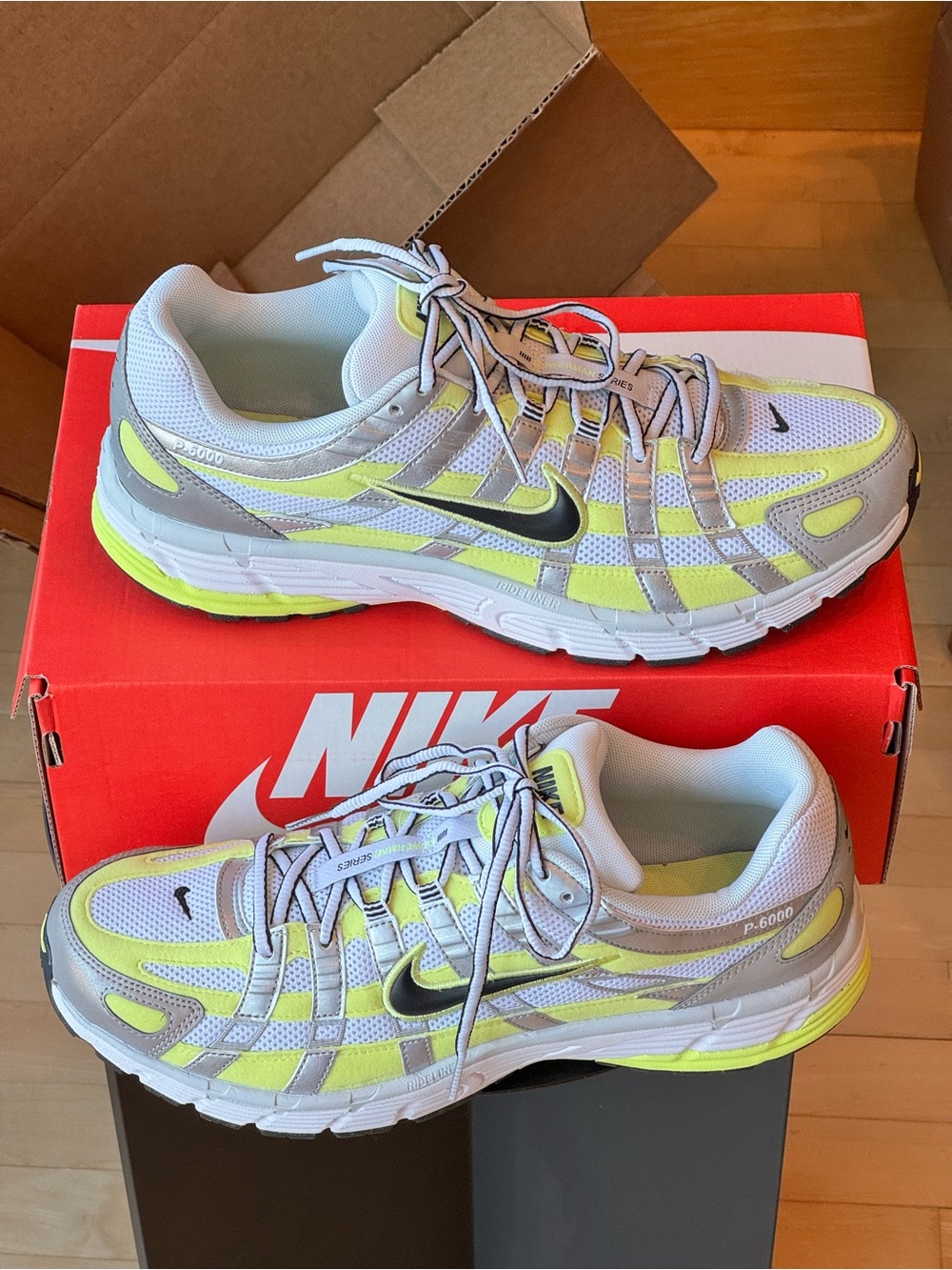 Nike P-6000 in Neon Yellow and Gray - Picture 4 of 7